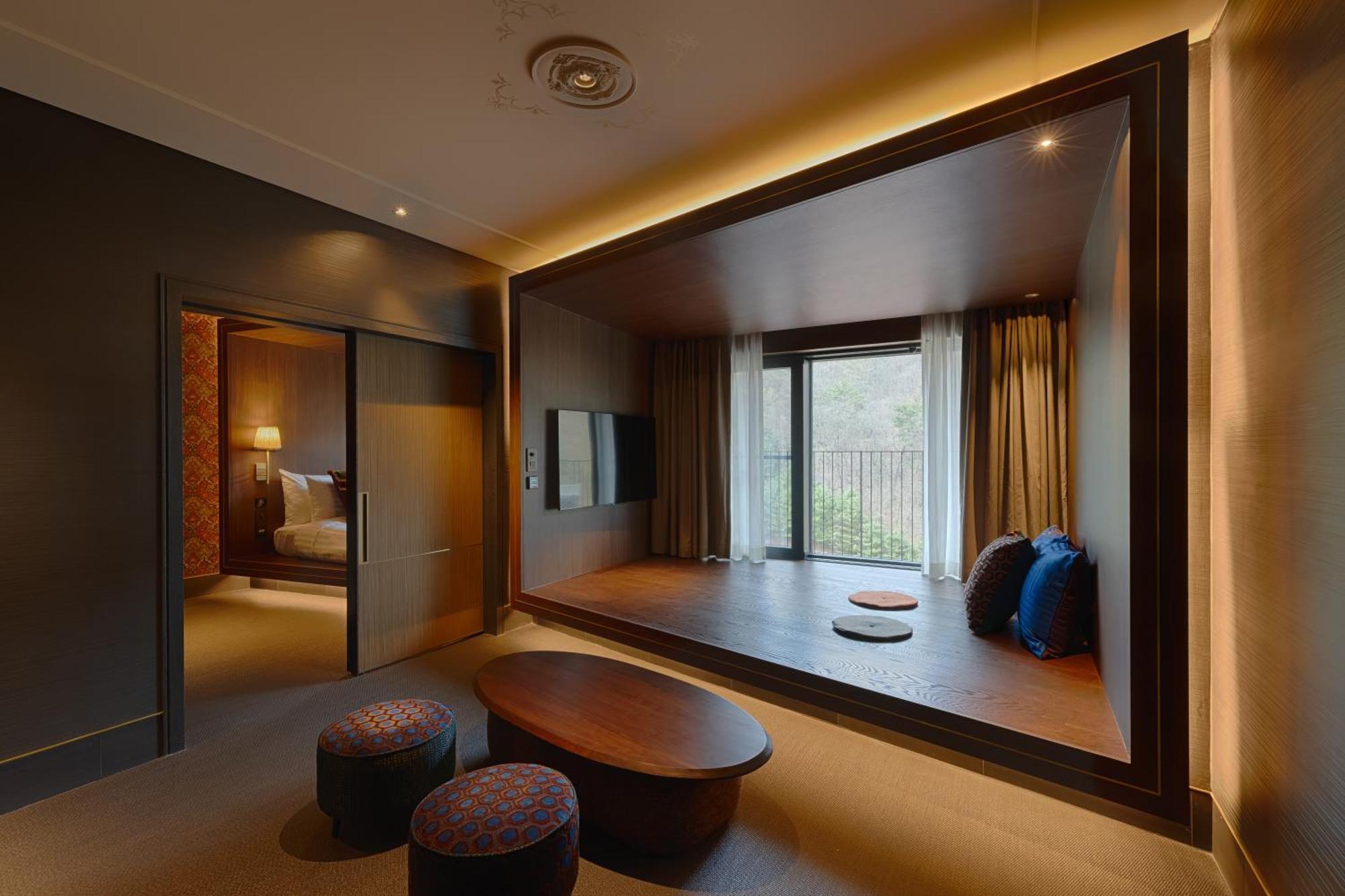 Hotel Sono Calm Vivaldipark à Hongcheon Extérieur photo